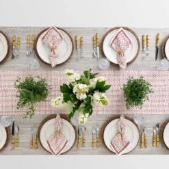 India Hicks Home Palm Avenue Blush Table Runner 7 India Hicks Home Palm Avenue Blush Table Runner -Household Items Series 0014 IndiaHicks PalmAvenueBlushNapkins TableRunner 0772.jpgcopy 896651