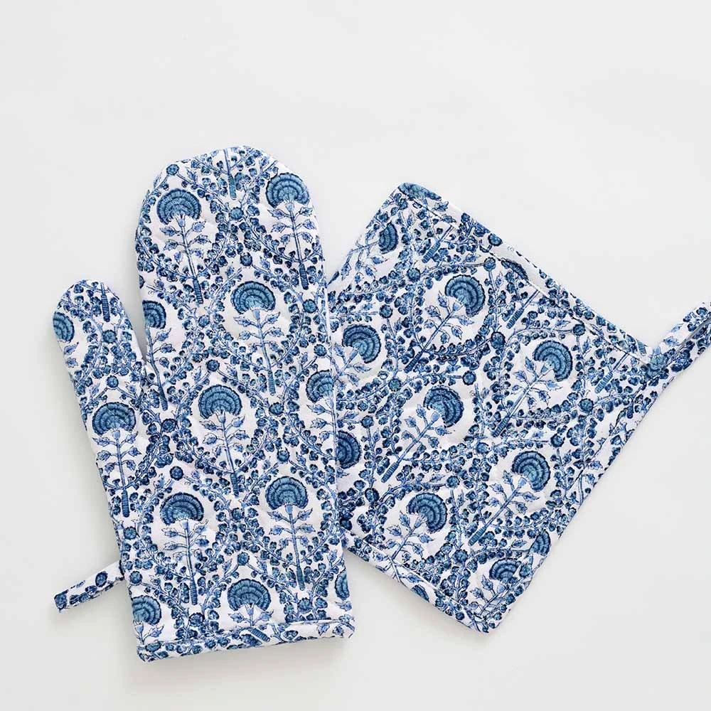 Caroline Blue Oven Mitt Set 3 Caroline Blue Oven Mitt Set