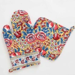 Golden Orchard Oven Mitt Set