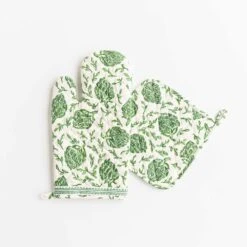 Dancing Artichokes Green Oven Mitt Set