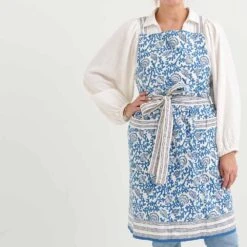 Coral & Shell Blue Apron