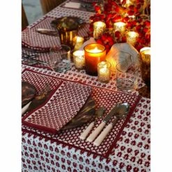 India Hicks Home Pageant Reversed Napkin | Set Of 4 -Household Items Series IH pageant red table 4 993661