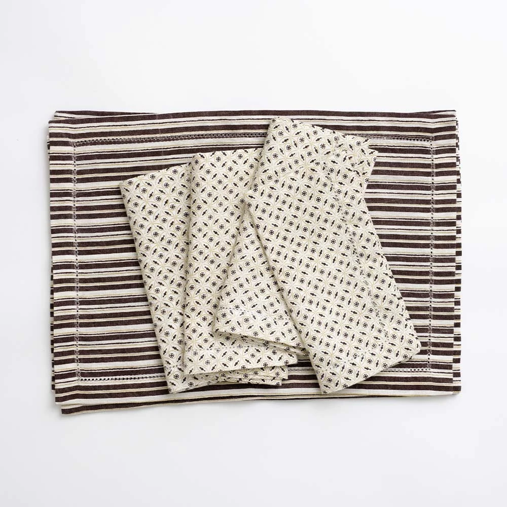 India Hicks Home Coca-Cola Brown Stripe Placemat | Set Of 4 3 India Hicks Home Coca-Cola Brown Stripe Placemat | Set Of 4