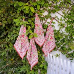 Wildflower Garden Napkin | Set Of 4 -Household Items Series WildflowerGarden Napkin fence 2WEB 641657